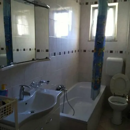 Pavlo Apartment